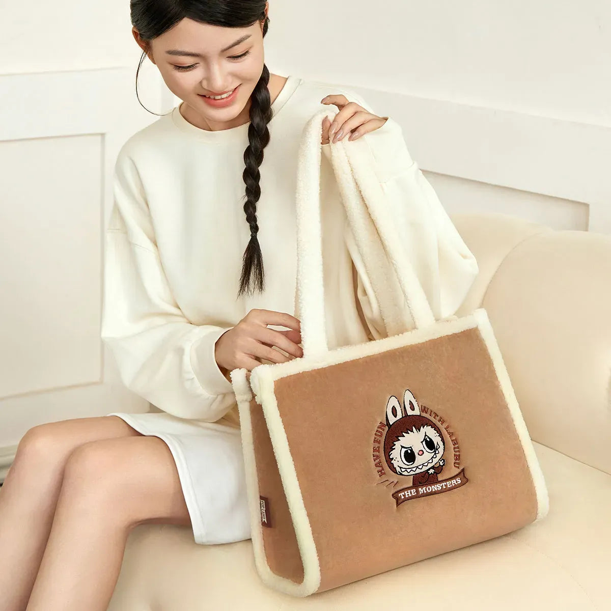 Labubu Classic Bag Plush Tote Brown Bag